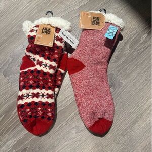 Muk Luks Festive Red and Cream  Socks